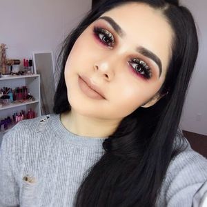 Meet your Posher, Reyna